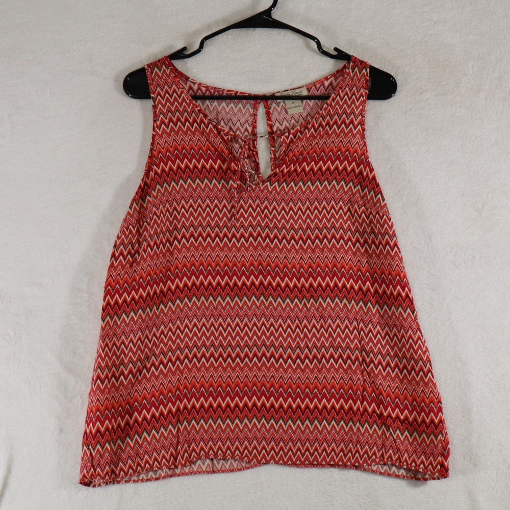 Lucky Brand Women's M Sleeveless Boho Top – Red Zigzag Print Keyhole Tie Blouse